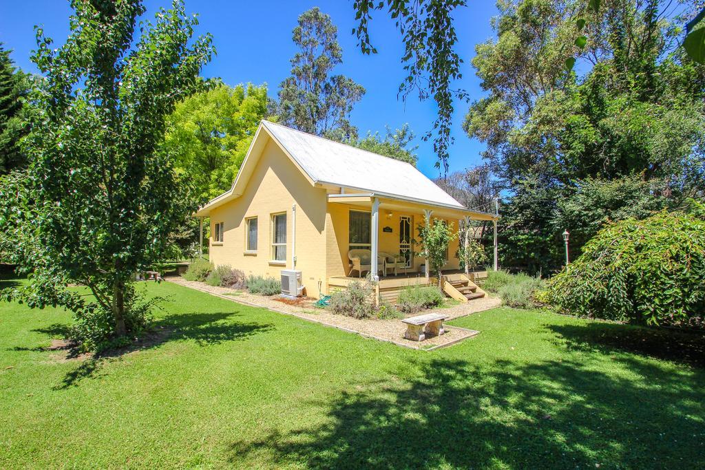 Harrietville Cottage Exterior photo